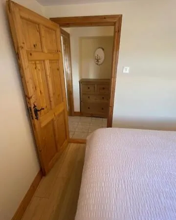 Jmd - Self Catering In The Heart Of The Burren Between Ballyvaughan, Lisdoonvarna, Doolin And Kilfenora In County Clare Ireland