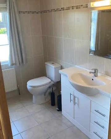 Jmd - Self Catering In The Heart Of The Burren Between Ballyvaughan, Lisdoonvarna, Doolin And Kilfenora In County Clare Ireland Ballyvaughan