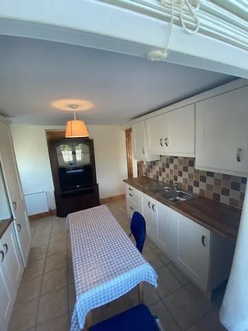 Jmd - Self Catering In The Heart Of The Burren Between Ballyvaughan, Lisdoonvarna, Doolin And Kilfenora In County Clare Ireland *