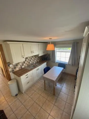 乡村民宿 Jmd - Self Catering In The Heart Of The Burren Between Ballyvaughan, Lisdoonvarna, Doolin And Kilfenora In County Clare Ireland 巴利瓦根