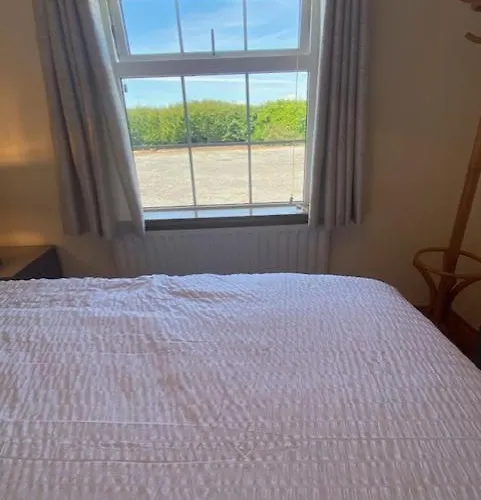 Jmd - Self Catering In The Heart Of The Burren Between Ballyvaughan, Lisdoonvarna, Doolin And Kilfenora In County Clare Ireland * Ballyvaughan